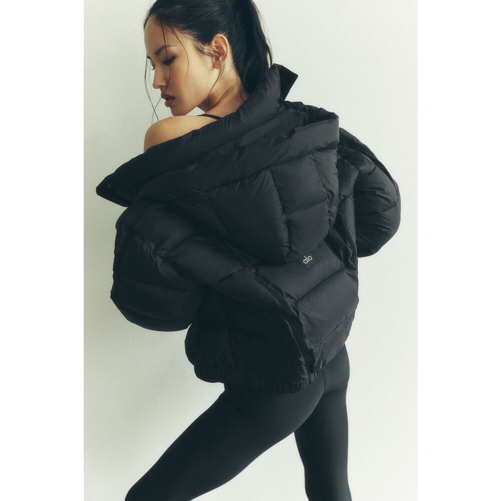 NEW Alo Yoga Aspen Love Puffer Jacket Black Oversized Cozy Luxe Winter Warm MED - Picture 5 of 13